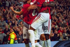 运气不佳！阿诺德皇马欧冠首秀5分钟伤退 解锁一尴尬纪录